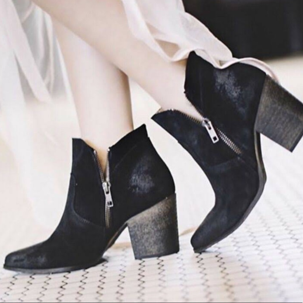 Freebird Rock booties